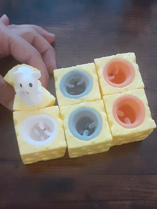 Other - Squishy Cheese Peek-a-boo Mouse